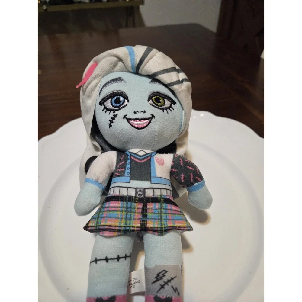 Frankie Stein Plush Mondter High